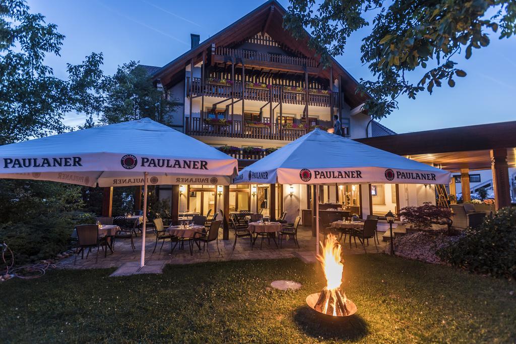 Gaestehaus Becher Donzdorf エクステリア 写真